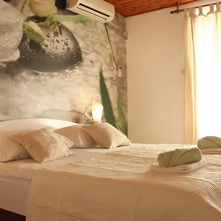 Roso Appartement Makarska